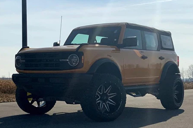 2022 Ford Bronco Base SUV 4-Cylinder Turbocharged DOHC