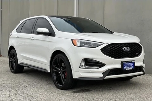 2022 Ford Edge ST