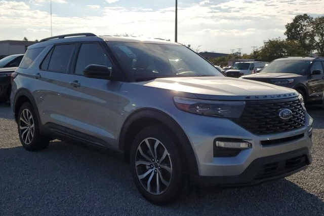 2022 Ford Explorer ST-Line