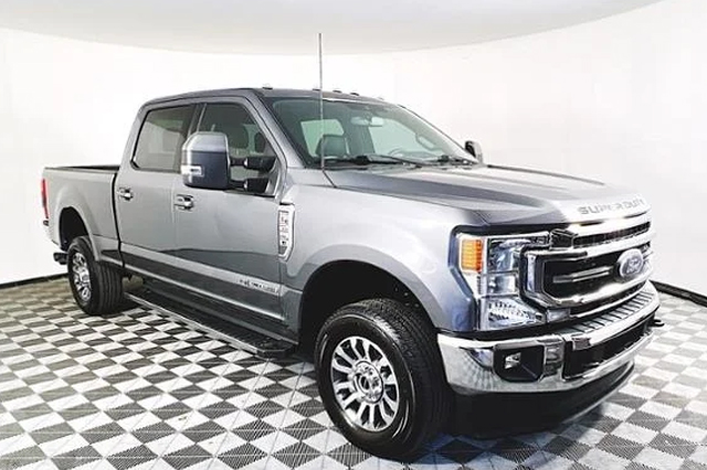2022 Ford Super Duty F-250 SRW LARIAT 4WD Crew Cab 6.75' Box