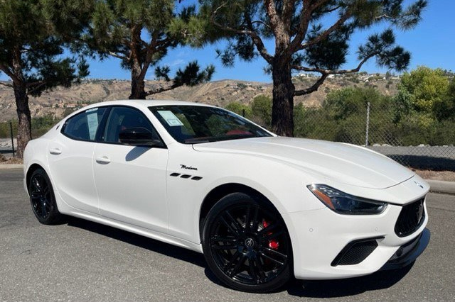 2022 Maserati Ghibli Modena
