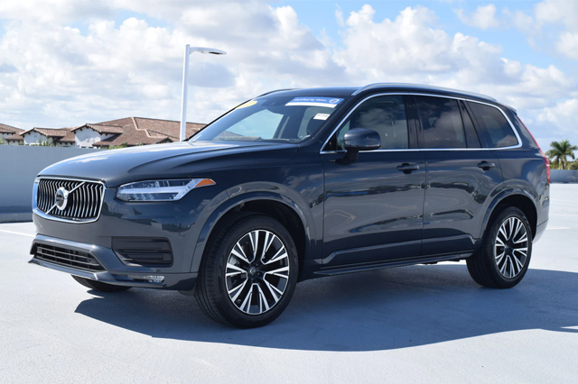 2022 Volvo XC90 T6 AWD Momentum 7 Seater SUV