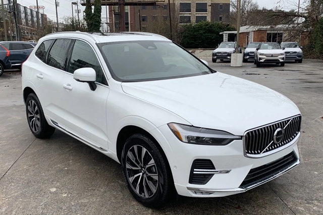 2023 Volvo XC60 Plus Bright Theme SUV