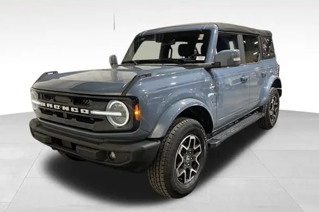 2023 Ford Bronco Outer Banks Advanced SUV 4-Cylinder Turbocharged DOHC