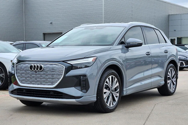 2023 Audi Q4 e-tron Premium Plus