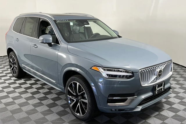 2023 Volvo XC90 B6 AWD Mild Hybrid Plus 7-Seater SUV