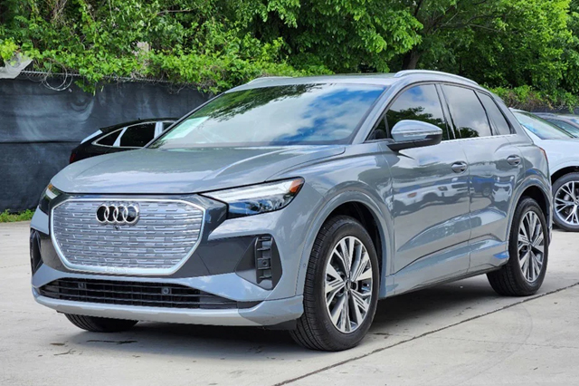 2023 Audi Q4 e-tron Premium Plus