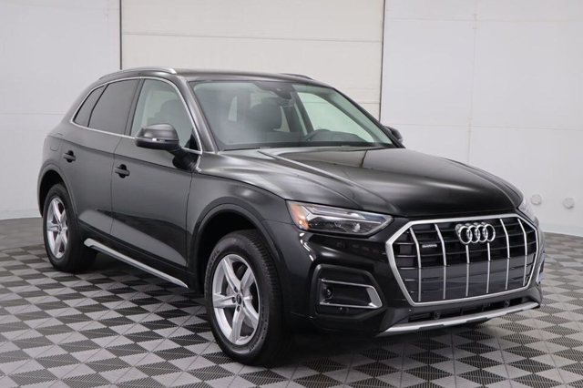 2023 Audi Q5 Premium 40 TFSI quattro SUV
