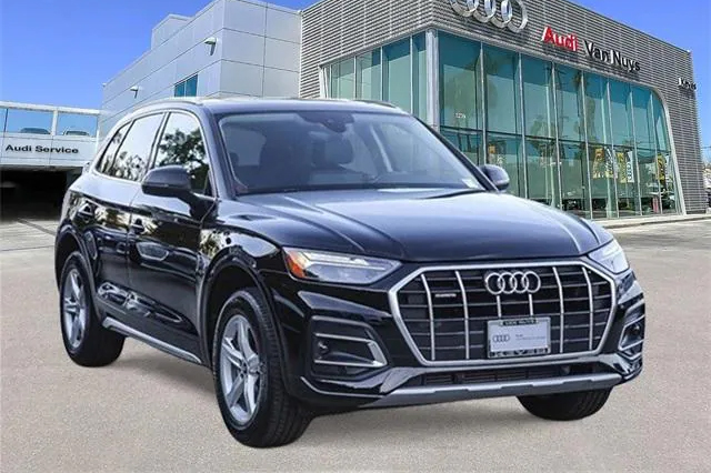 2023 Audi Q5 Premium 40 Tfsi Quattro SUV
