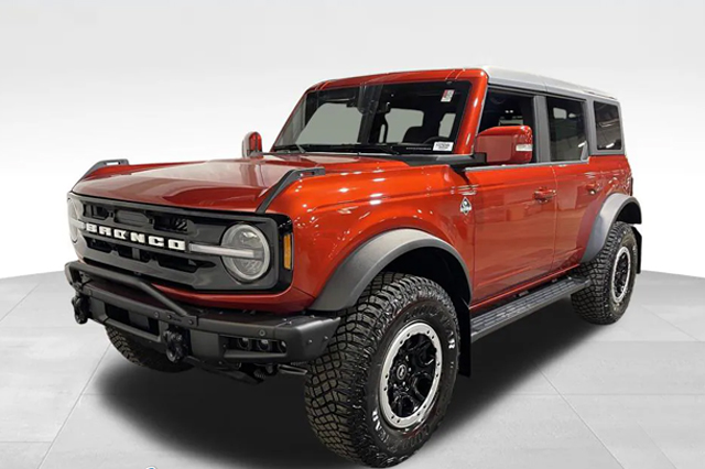 2023 Ford Bronco Outer Banks Advanced SUV EcoBoost V6
