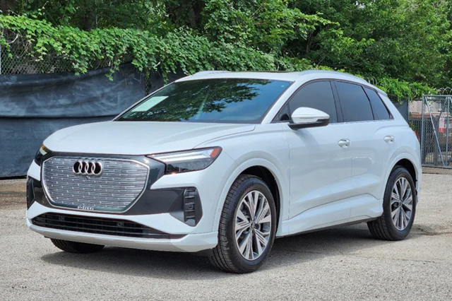 2023 Audi Q4 e-tron Premium Plus