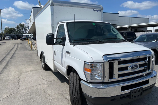 2023 Ford E-350SD Base