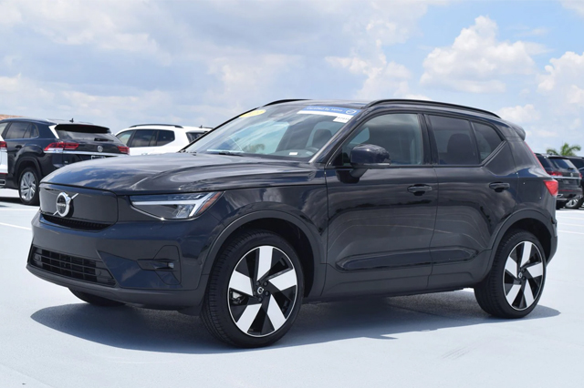 2023 Volvo XC40 Recharge Pure Electric Ultimate SUV