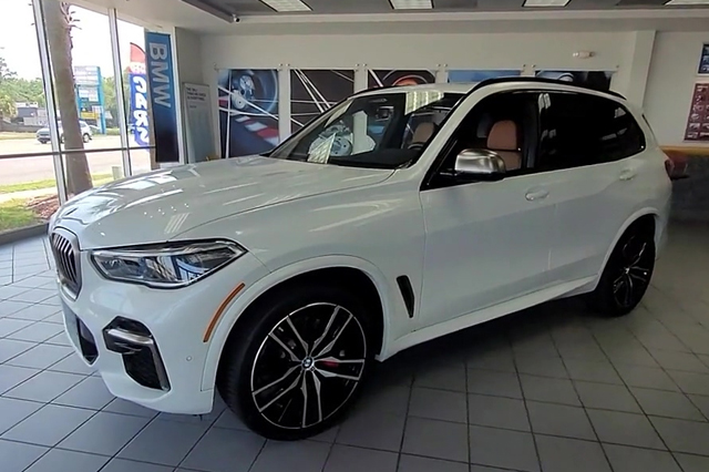 2023 BMW X5 M50i Sports Activity Vehicle