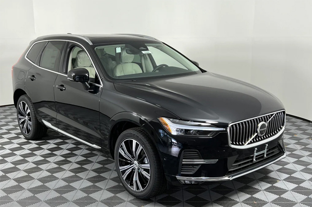 2023 Volvo XC60 B5 AWD Plus Bright SUV