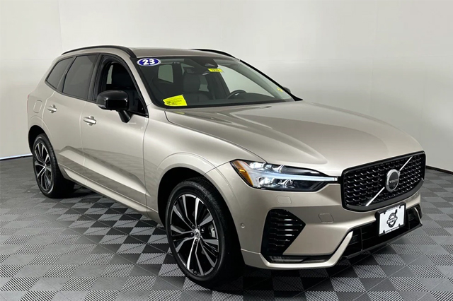 2023 Volvo XC60 B5 Plus Dark Theme SUV