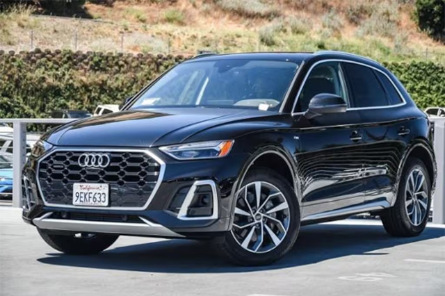 2023 Audi Q5 45 S line Premium Plus SUV