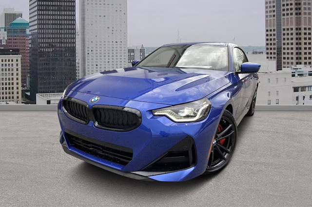 2023 BMW 230i