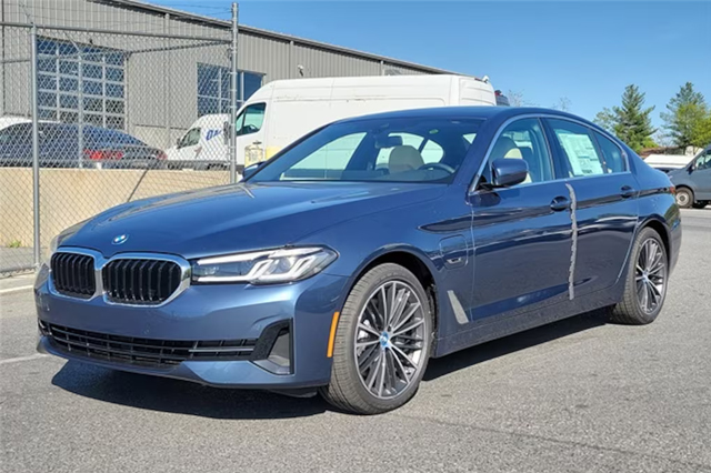 2023 BMW 5 Series 530e iPerformance Sedan