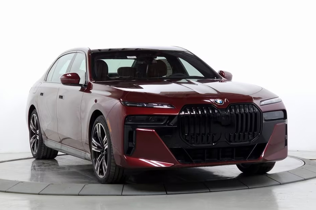 2023 BMW 760i xDrive Sedan