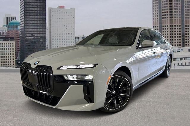 2023 BMW 760i xDrive
