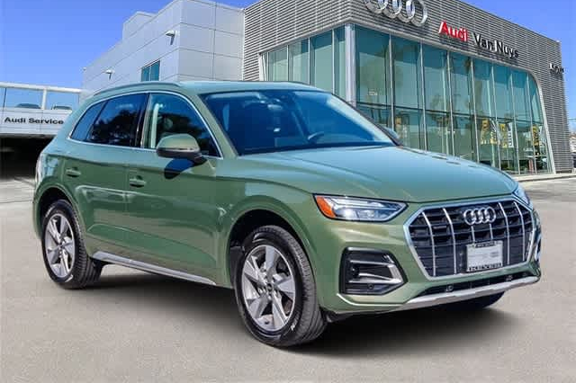 2023 Audi Q5 Premium Plus