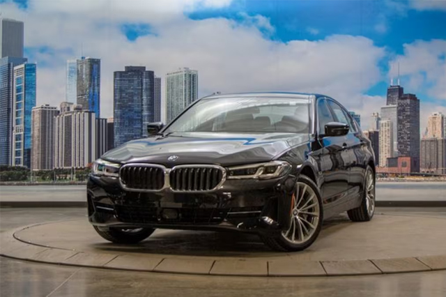 2023 BMW 530e xDrive Sedan