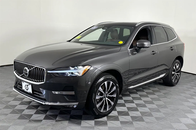 2023 Volvo XC60 B5 AWD Plus Bright SUV