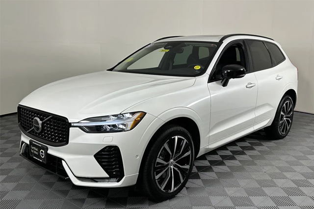 2023 Volvo XC60 B5 Plus Dark Theme SUV