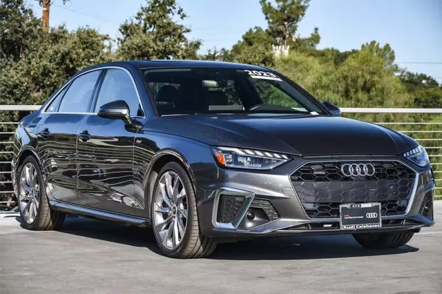 2023 Audi A4 45 S line Premium Plus