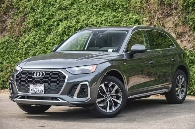 2023 Audi Q5 45 S line Premium Plus