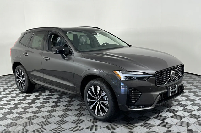 2024 Volvo XC60 B5 Plus Dark SUV
