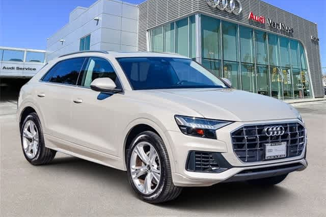 2023 Audi Q8 Premium