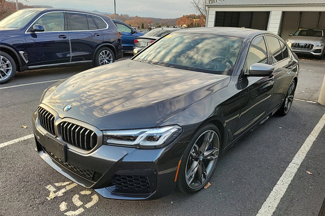 2023 BMW 5 Series M550i xDrive