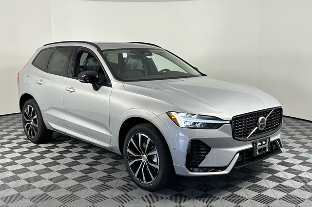 2023 Volvo XC60 B5 AWD Plus Bright SUV