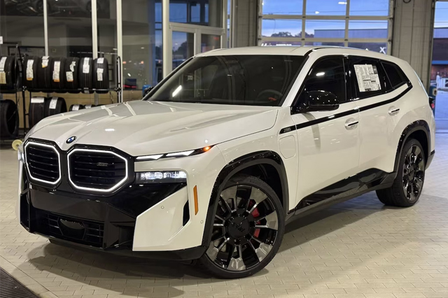 2024 BMW XM