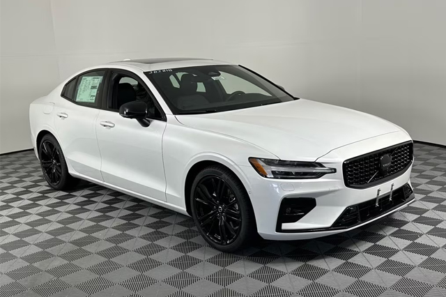 2024 Volvo S60 B5 Plus Black Edition Sedan