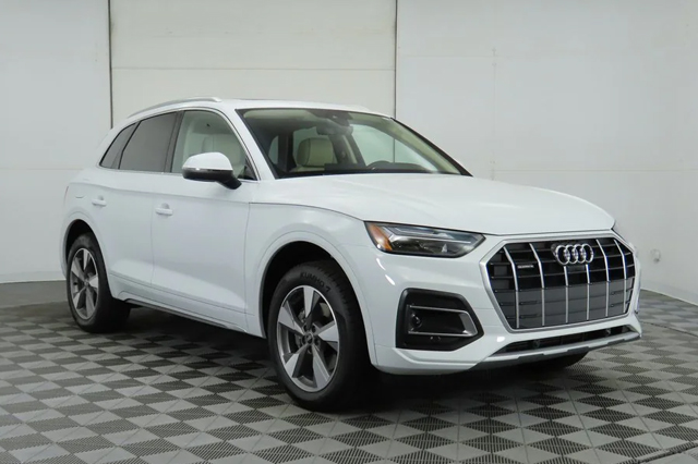 2023 Audi Q5 40 Premium Plus