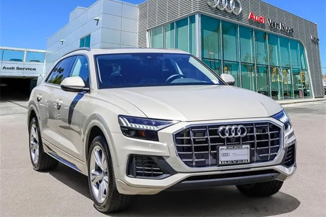 2023 Audi Q8 Premium