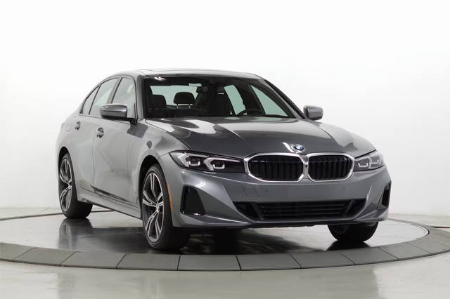2023 BMW 330i xDrive Sedan
