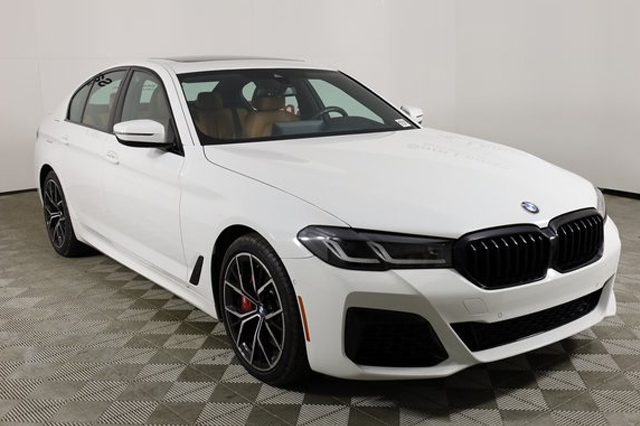 2023 BMW 5 Series 540i xDrive With Navigation & AWD