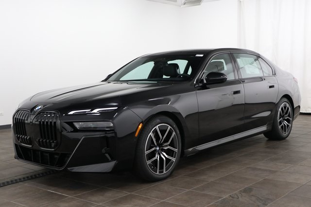 2023 BMW 7 Series 740i With Navigation