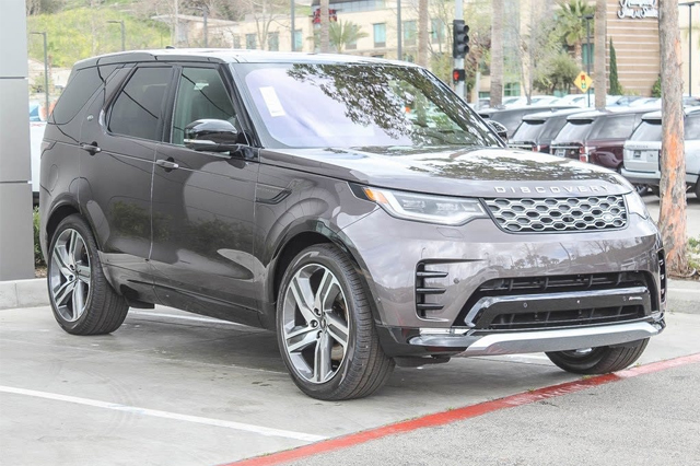 2023 Discovery P360 Metropolitan Edition SUV