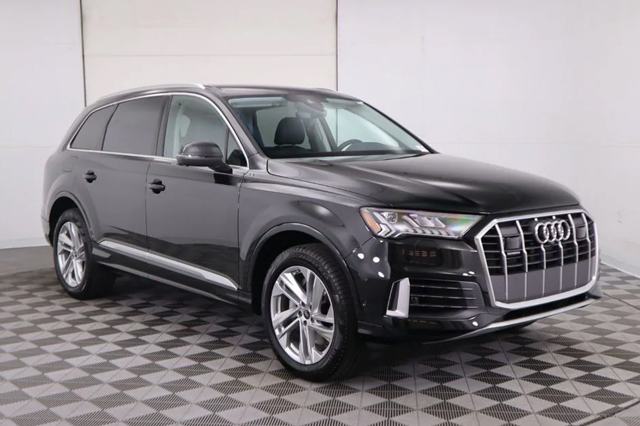 2023 Audi Q7 55 Premium