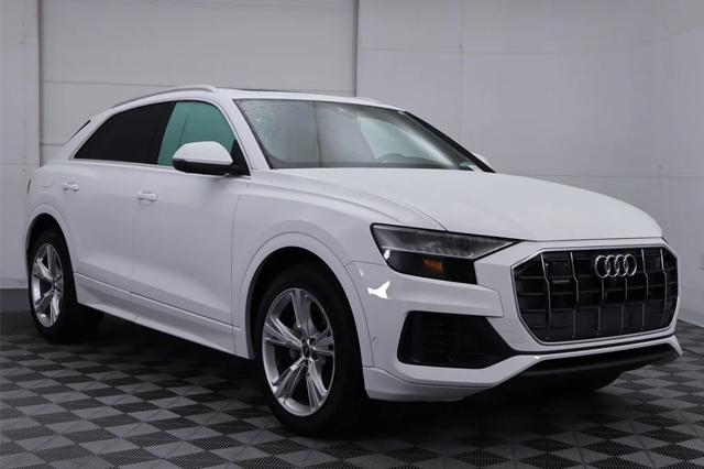 2023 Audi Q8 55 Premium