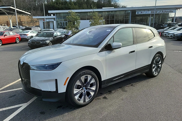 2024 BMW iX xDrive50