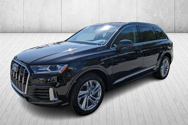 2023 Audi Q7 45 Premium