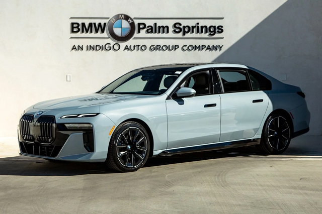 2023 BMW 760i