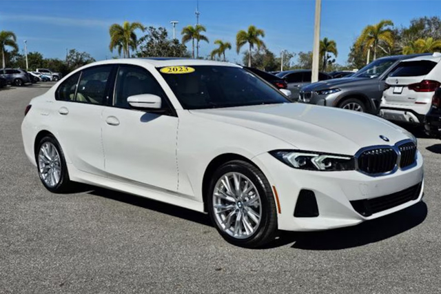 2023 BMW 3 Series 330i xDrive