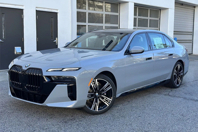 2024 BMW 740i
